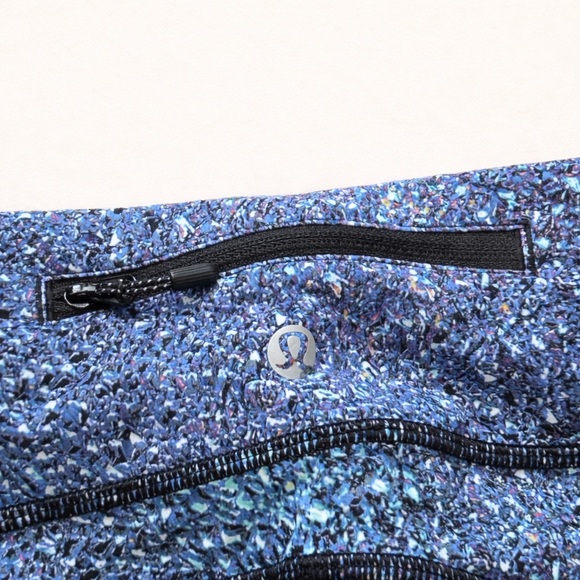 Lululemon Speed Tight V Strive Galaxy Print Leggings Size 6 - Picture 6 of 7
